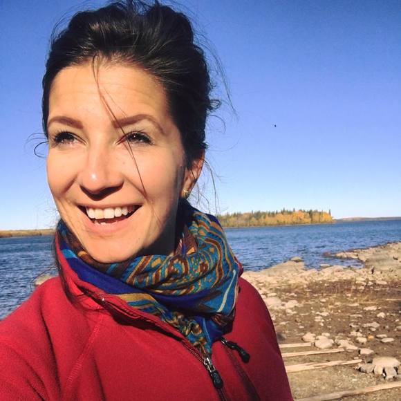 Meet your Posher, Lara - Picture 1 of 1